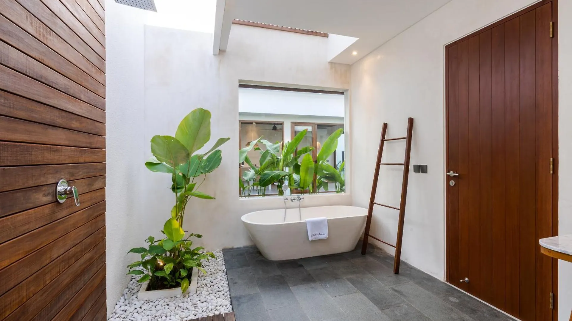 J4 Villas Sanur